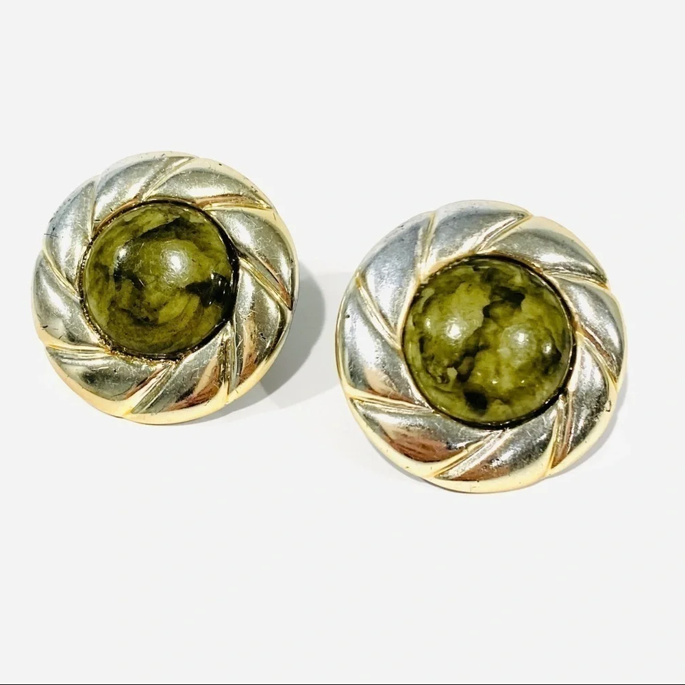 Vtg 80s Faux Jade/Silver Round Clip-On Earrings